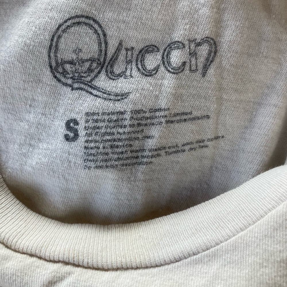 Vintage band tee (Queen) - Picture 3 of 3